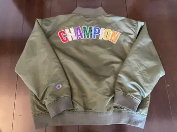 Champion 봄버 자켓 올리브