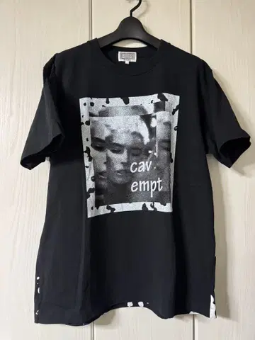 C.E CAVEMPT 블랙 T셔츠 L사이즈