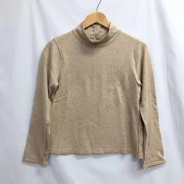 [ 39 ] 팔라스 팰리스 하이넥 긴팔 티셔츠 베이지 심플 M 새상품급