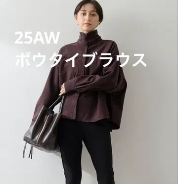 Whim Gazette 보타이 블라우스 (25AW)