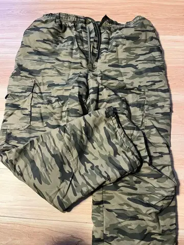 FREEKNOT 카모 패턴 카고 팬츠 3L