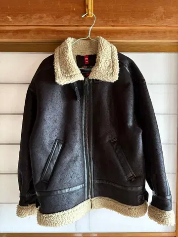 ALPHA INDUSTRIES 페이크 무스탕 자켓