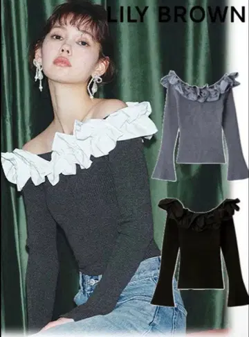 LILY BROWN 오프숄더 프릴 니트 상의