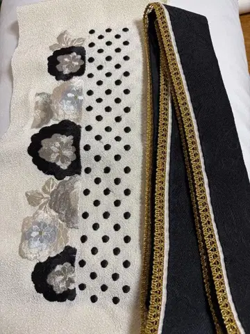 하카마 후리소데 장식용 깃 겹깃 블랙 화이트 금 레이스풍