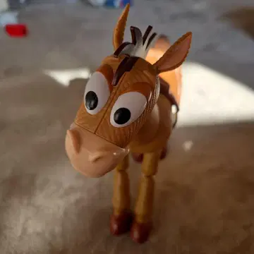 토이스토리 불스아이 가동식 피규어