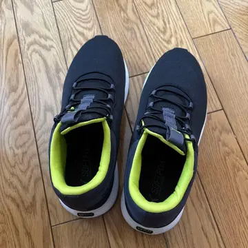 Puma Softride 스니커즈 블랙/옐로우 그린