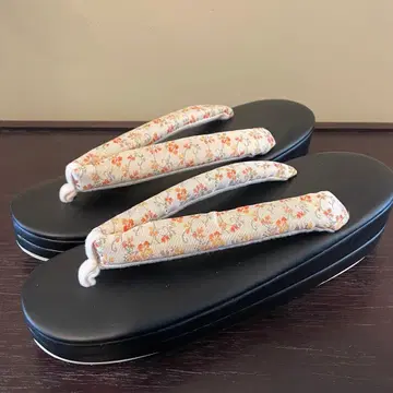 미사용품 조리 블랙 바탕에 꽃무늬 하나오 24cm