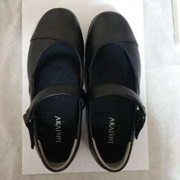 AKAI SHI 블랙 스트랩 펌프스 22.5cm 무릎 편한 펌프스