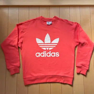 adidas 트레이닝복 살몬 핑크?