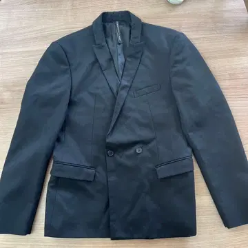 블랙 더블 브레스트 자켓