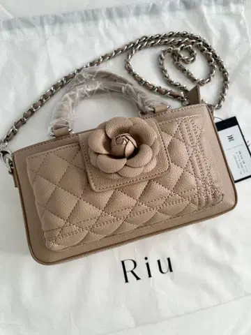 Riu 베이지 Rose Phone bag R짱 브랜드