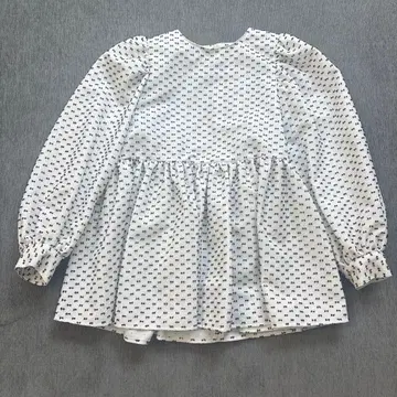 OHGA 도트 무늬 긴팔 블라우스