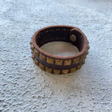 미사용 새상품 HTC 에이치티씨 hug LA 별주 스터드 팔찌