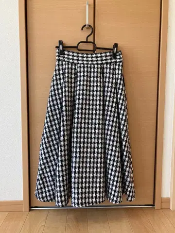 라메 믹스 체크 플레어 스커트