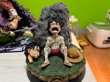 원피스 루피 피규어