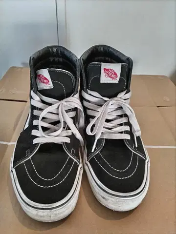 무료배송 Vans 블랙 하이컷 스니커즈