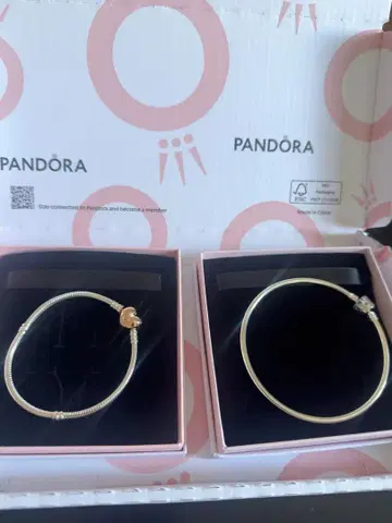 PANDORA 하트 참 스톤 포함 팔찌 한정판 실버 뱅글