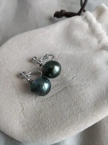 블랙 펄 진주 귀찌 립살리스