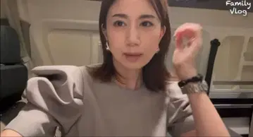 토우하라 아키 애용 시뉴 뾰족 탑 반팔 Emily 그레이