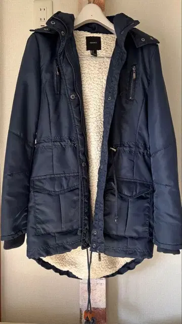 [ 구제 의류 ] 후드 부착 모즈 코트