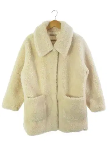 크림색 보아 자켓 오버 사이즈