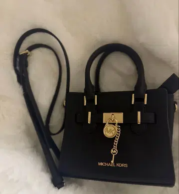 MICHAEL KORS 블랙 숄더백