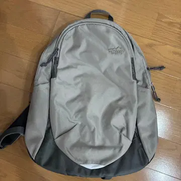 OUTDOOR SPORTS 그레이 백팩
