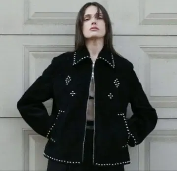 클라네 SUEDE STUDS BLOUSON