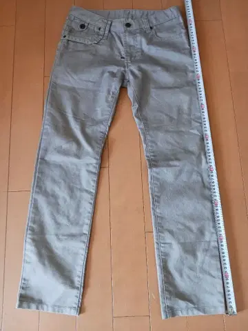 슬림핏 그레이 팬츠 M 사이즈 KATHERINE HAMLETT