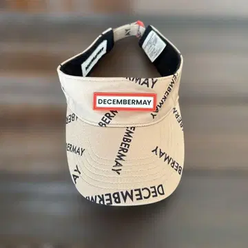 DECEMBERMAY 베이지 바이저 FREE