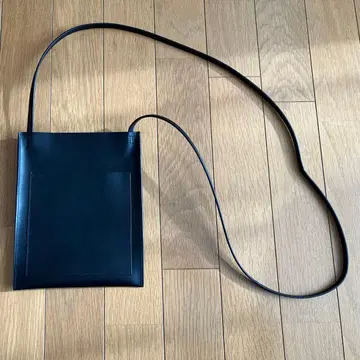 NORMALLY 천연 가죽 숄더백 블랙