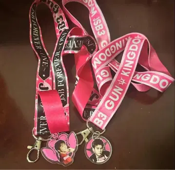 3대 엔니치 레어 넥스트랩 이와타 타카노리 세트