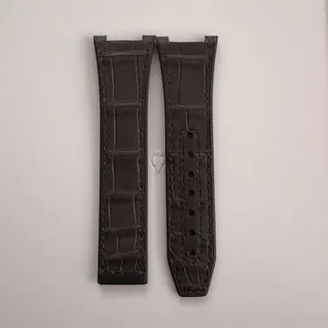 OMEGA 그레이 벨트