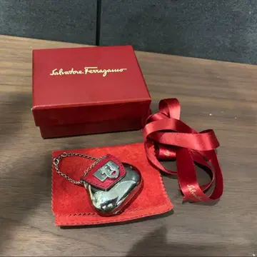 살바토레 페라가모 간치니 필 케이스 레어템