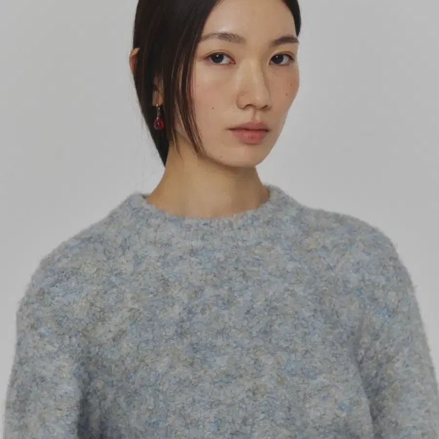 AMOMENTO | 아모멘토 Amomento knotted collar top / gray on Bunjang