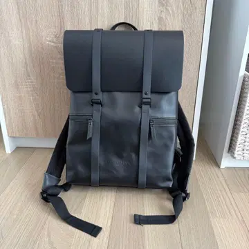 GASTON LUGA 백 방수