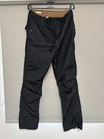 YSTRDY's TMRRW 나일론 팬츠