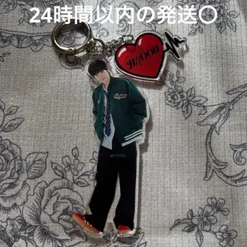 TREASURE 지훈 사진 참 아크릴 키링