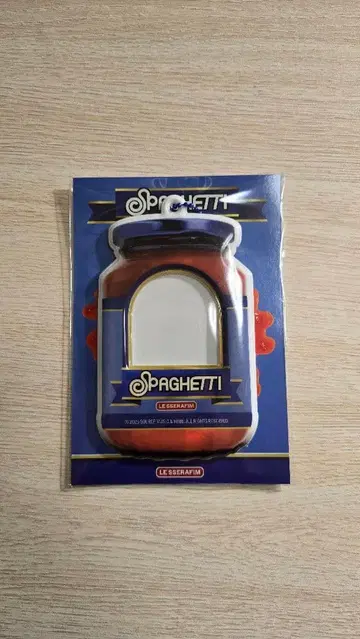 LE SSERAFIM SPAGHETTI