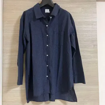 쿠니하라 하루미 네이비 스트라이프 긴팔 셔츠