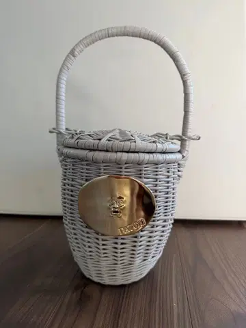 PATOU 버킷백 그레이지