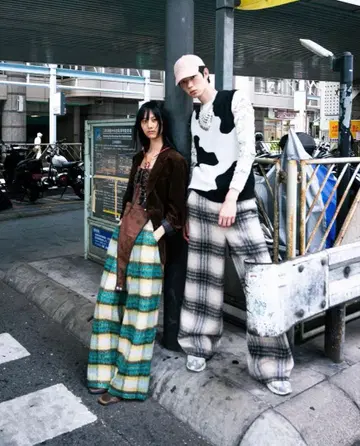 shikitari SHAGGY CHECK PANTS [ BLUE ]