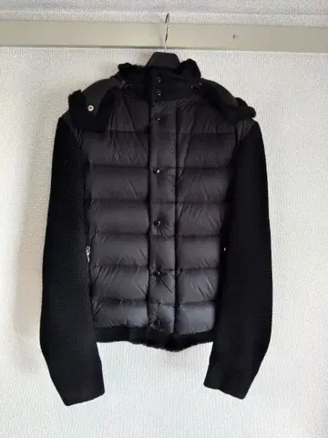 EMMETTI 후드 부착 니트 다운 자켓