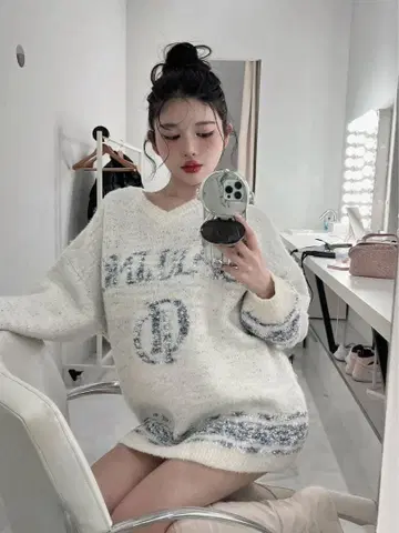 Darich 믹스 컬러 로고 니트 튜닉