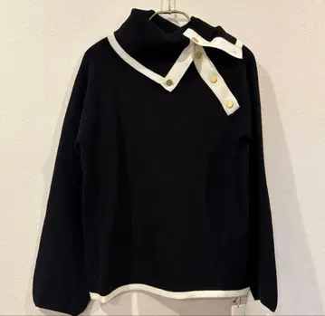 FENNEL 바이컬러 배색 디자인 니트