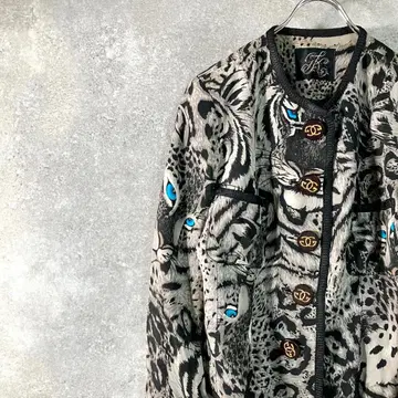 이타리야 노카라 자켓 긴팔 그레이 숏 기장 레오파드 비즈