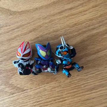 가면라이더 피규어 3체 세트
