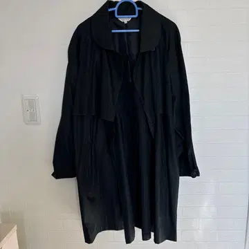 여성용 CHAMADE 블랙 트렌치코트 M 사이즈