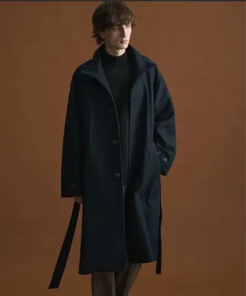 퍼블릭 도쿄 멜톤 오버사이즈 스탠드 코트