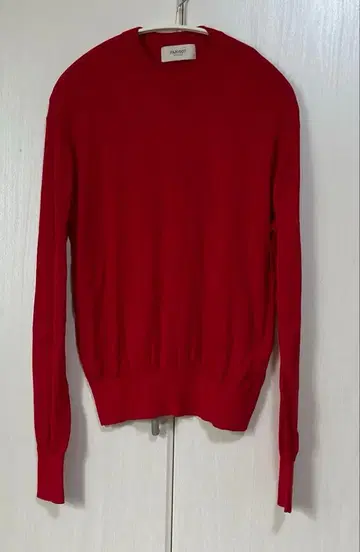 PARIGOT 빨간색 긴팔 니트 스웨터